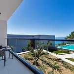 빌라 Kuk Oaza Luxury