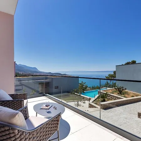 Willa Kuk Oaza Luxury Makarska