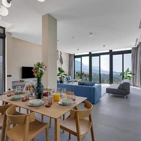 Kuk Oaza Luxury 빌라 *